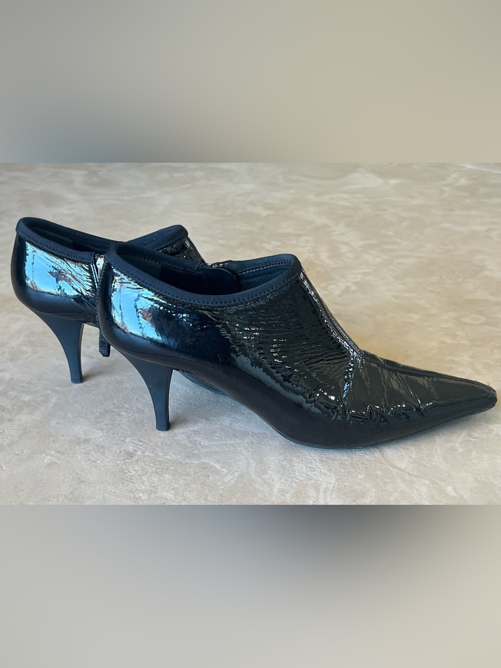 Vintage Prada Black Patent Pointed Toe Zip Heels Pumps Italy Size 38.5 - Picture 2 of 7